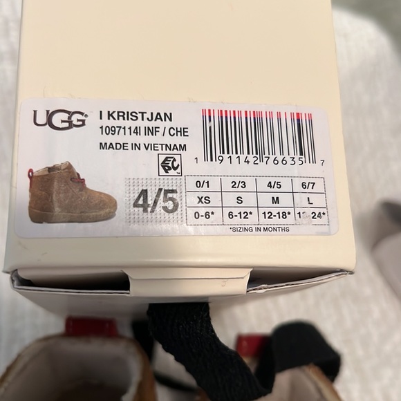 UGG Baby Boots - Picture 8 of 8